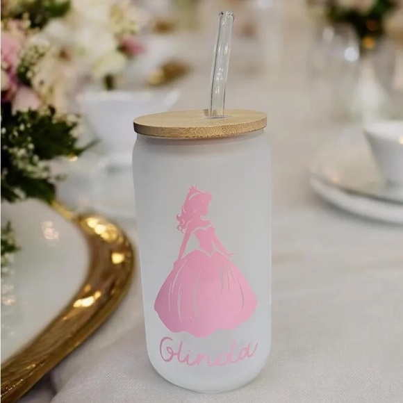 Elphaba and Glinda Frosted Glass Tumblers $28 for set ($15) each - Picture 3 of 5